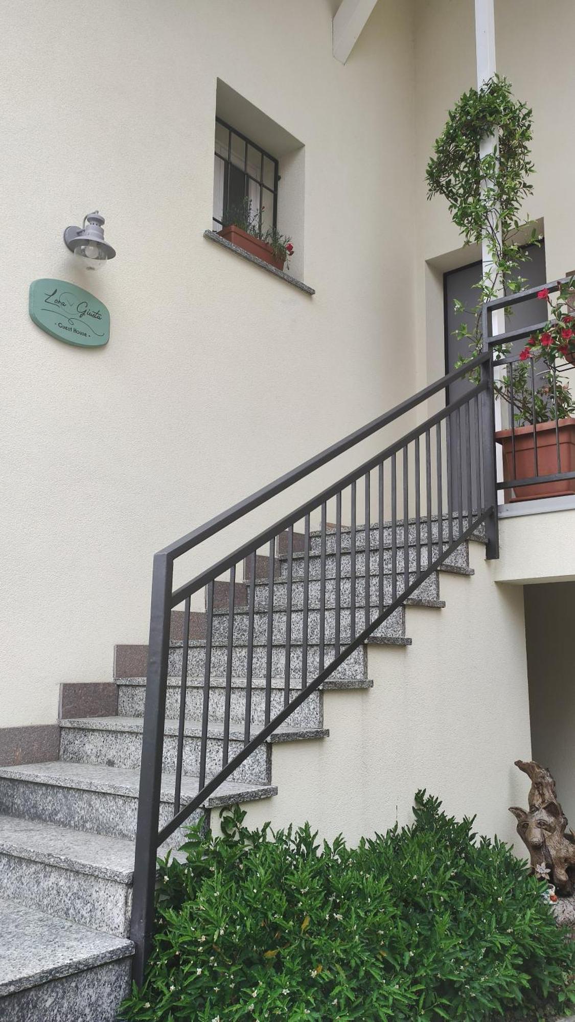 Lora Giusta Guest House Como Exterior photo